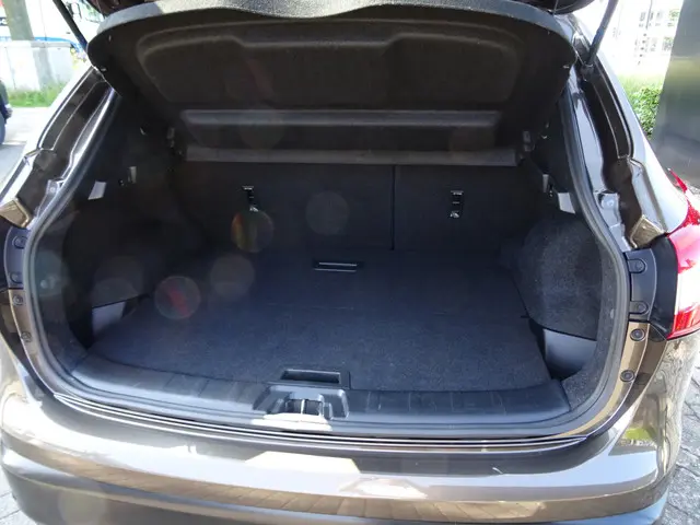 Nissan QASHQAI 1.2 Connect Edition | AUTOMAAT | 2016 Benzine 17