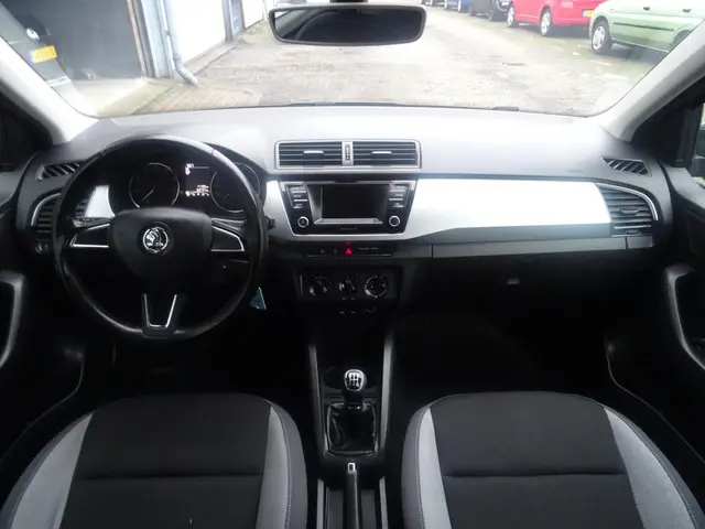 Škoda Fabia 1.0 Style 2016 Benzine 12