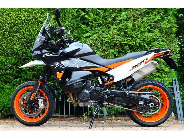 KTM 890 SMT ABS TechPack 2023 Benzine 4