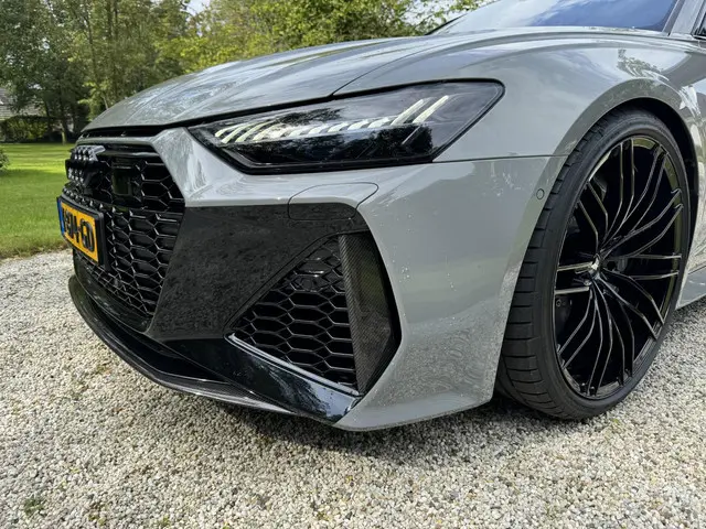 Audi RS6 TFSI quattro 2022 Benzine 12