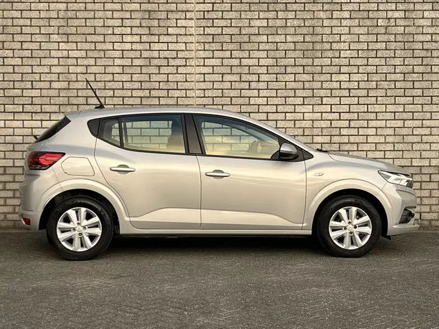 Dacia Sandero 1.0 TCe 90 Expression 2023 Benzine 18