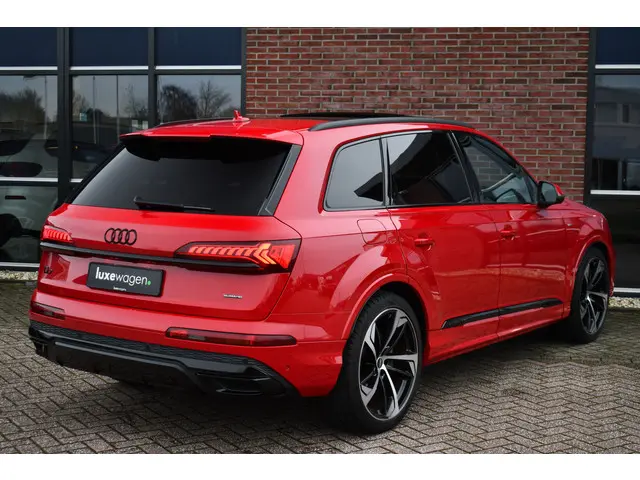 Audi Q7 55 TFSI e quattro S-Line 2021 Hybride Benzine 32