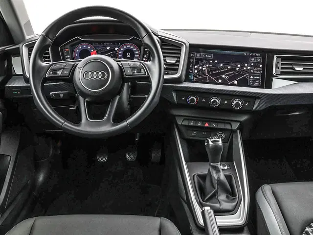 Audi A1 citycarver 25 TFSI 95pk Epic 2020 Benzine 3