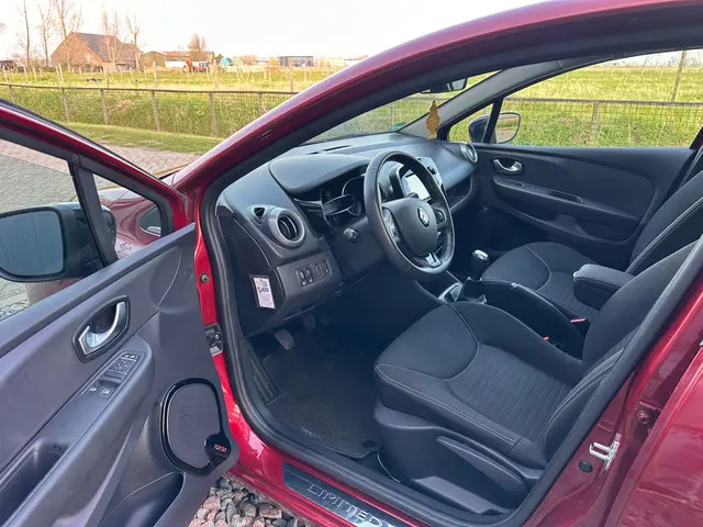 Renault Clio 0.9 TCe Limited 2018 Benzine 13