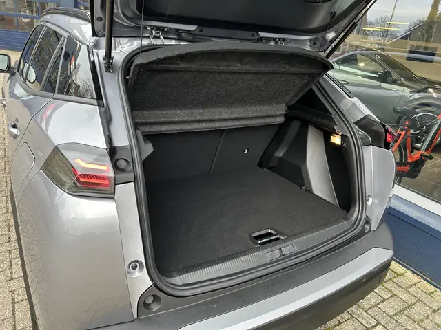 Peugeot 2008 1.2 Turbo 100 PK Allure 2025 Benzine 28