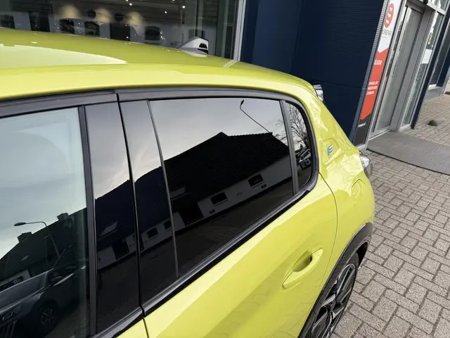 Peugeot e-208 EV GT 51 kWh 156 PK 2025 Elektrisch 43