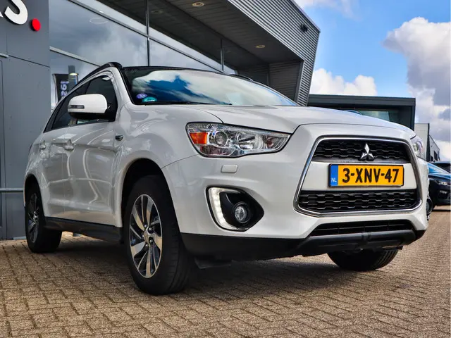 Mitsubishi ASX 1.6 Cleartec Intense+ 2014 Benzine 3