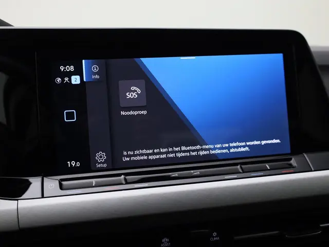 Volkswagen Golf 1.0TSI/110PK Life 2023 Benzine 35