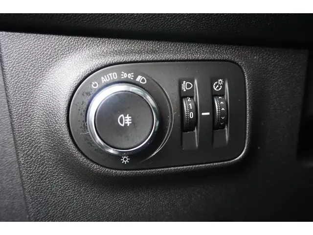 Opel ADAM 1.4 Turbo Rocks S 2015 Benzine 7