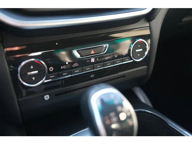 Maserati Ghibli S Q4 2016 Benzine 18