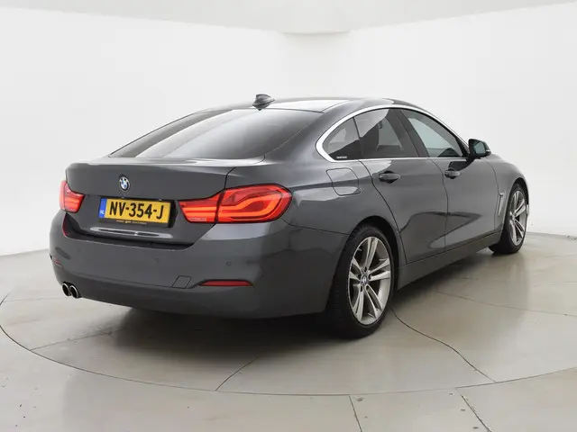 BMW 4 Serie GRAN COUPE 418i EXECUTIVE 2017 Benzine 2