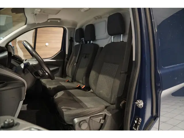 Ford Transit Custom 290 2.0 TDCI L2H1 Trend 2018 Diesel 7