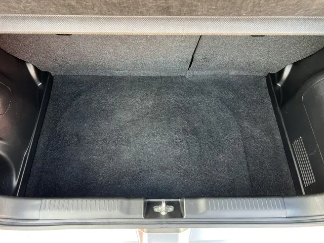 Suzuki Swift 1.2 Select 2017 Benzine 35