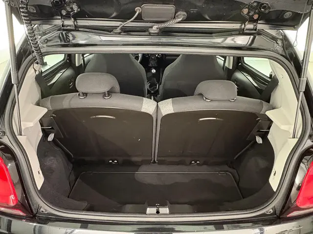 Citroën C1 1.2 PureTech Shine 2015 Benzine 26