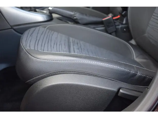 Opel Astra 1.4 Turbo Business + 2014 Benzine 21