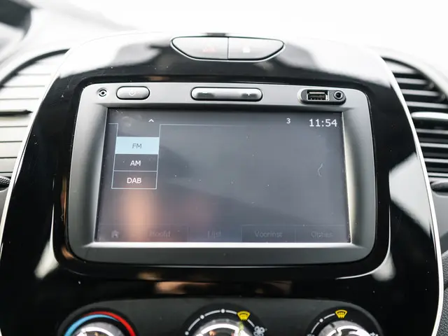 Renault Captur 0.9 TCe Zen 2018 Benzine 30