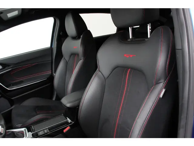 Kia ProCeed 1.6 T-GDI 204pk Automaat GT 2020 Benzine 18