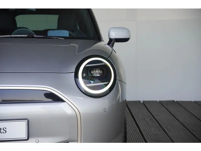 MINI 3-Deurs E 2025 Elektrisch 15