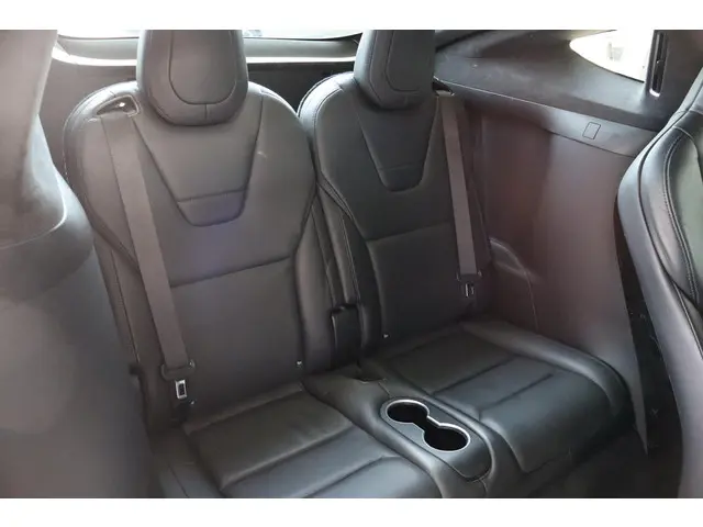Tesla Model X 90D Base 6p. 2017 Elektrisch 16