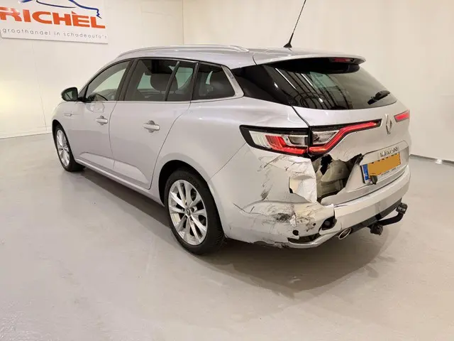 Renault Mégane SW 1.3 TCe 140 GT Line Aut 2019 Benzine 4
