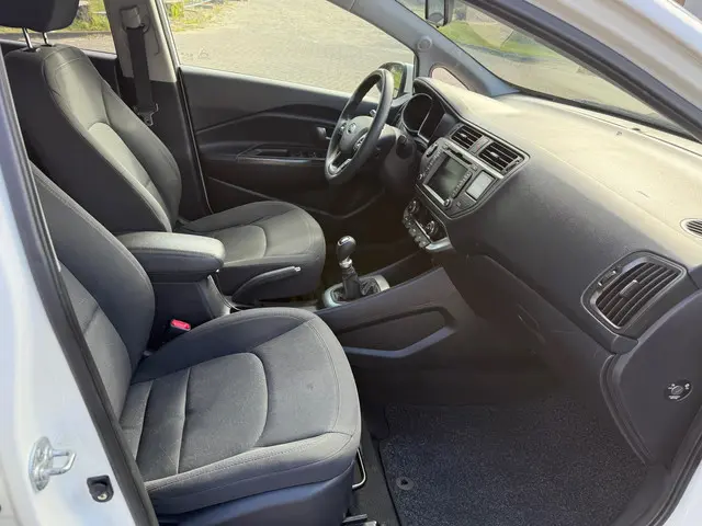 Kia Rio 1.2 CVVT Super Pack 2013 Benzine 15