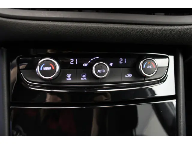 Opel Grandland 1.2 Turbo GS 2022 Benzine 11