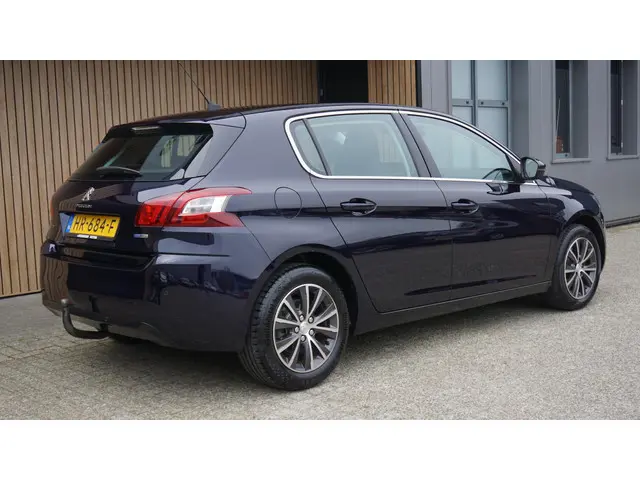 Peugeot 308 1.2 131pk 5Drs PureTech Allure 2016 Benzine 5