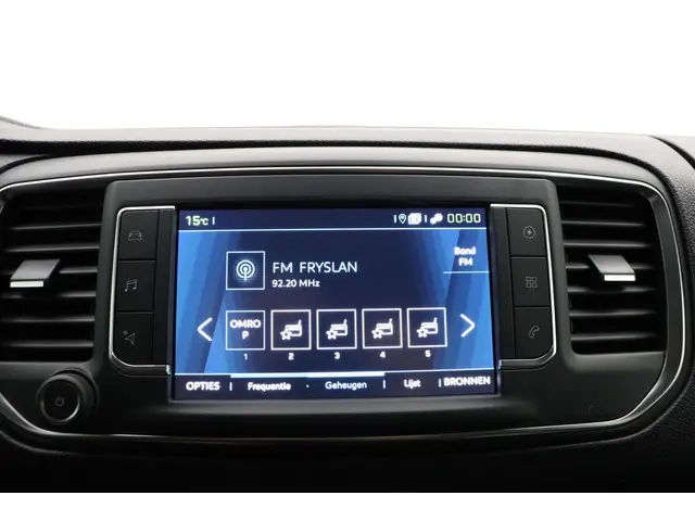 Peugeot e-Expert EV L3 75 kWh 2023 Elektrisch 19