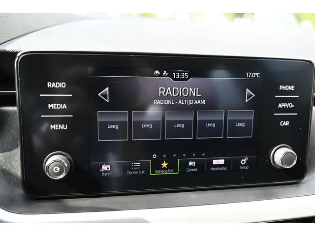 Škoda Kamiq 1.0 TSI Ambition 2024 Benzine 31