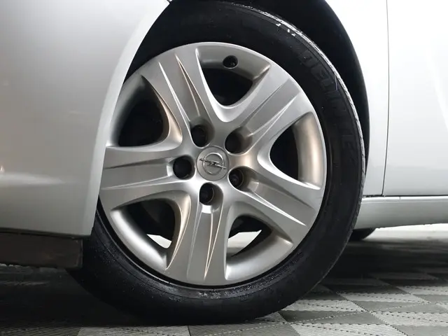 Opel Insignia 1.4 Turbo EcoFLEX Business+ 2013 Benzine 24