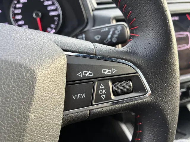 SEAT Arona 1.5 TSI EVO FR Business Intense 2019 Benzine 41