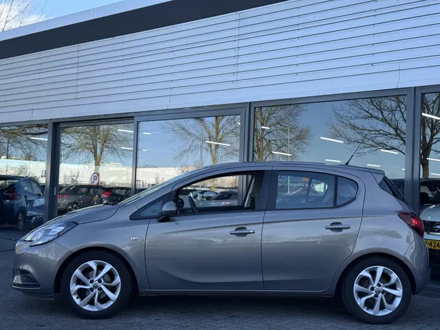 Opel Corsa 1.4 Edition 2015 Benzine 7