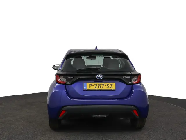 Toyota Yaris 1.5 Hybrid Active 2022 Hybride Benzine 42