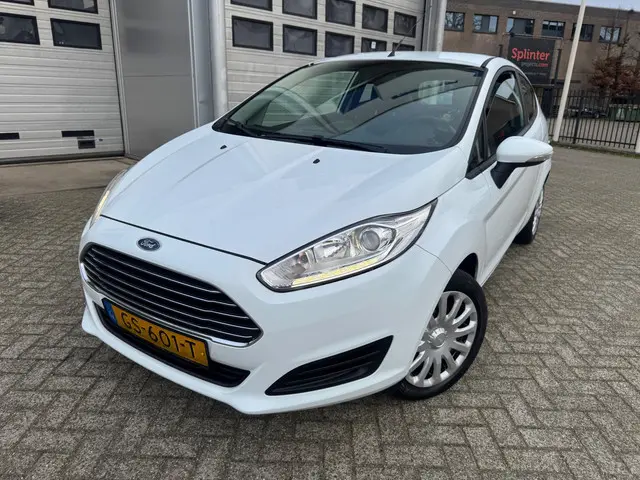 Ford Fiesta 1.0 Style Airco,Led, Navigatie 2015 Benzine 4