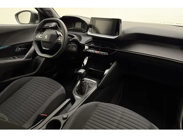 Peugeot 2008 1.2T Style 2023 Benzine 13