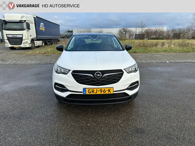 Opel Grandland X 1.2 Turbo Business Edition 2021 Benzine 3