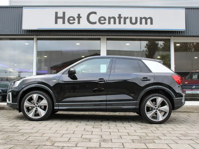 Audi Q2 35 TFSI Edition one 2025 Benzine 6