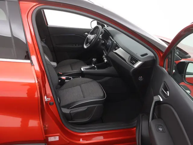 Renault Captur 1.3 TCe 140PK Intens AUTOM. 2021 Benzine 23