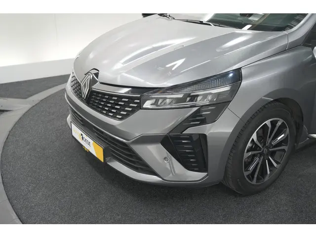 Renault Clio TCe 90 GPF techno 2025 Benzine 16