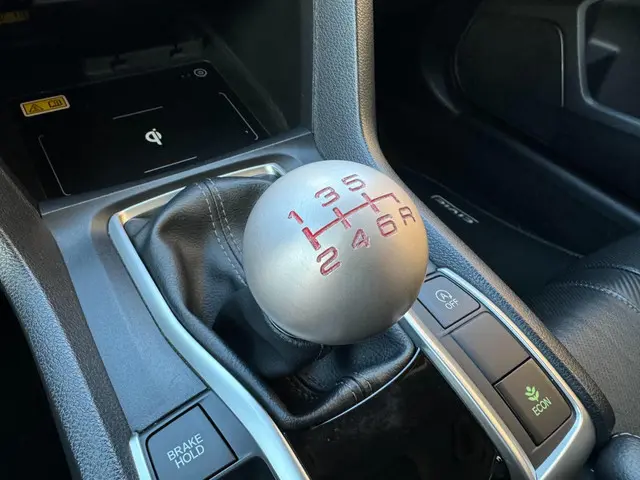 Honda Civic 1.5 i-VTEC Executive 2018 Benzine 22