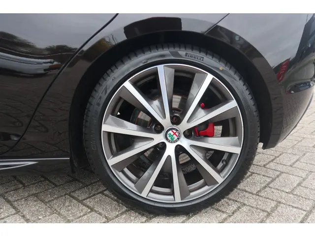 Alfa Romeo Giulietta 1.750 Turbo Veloce 2017 Benzine 21