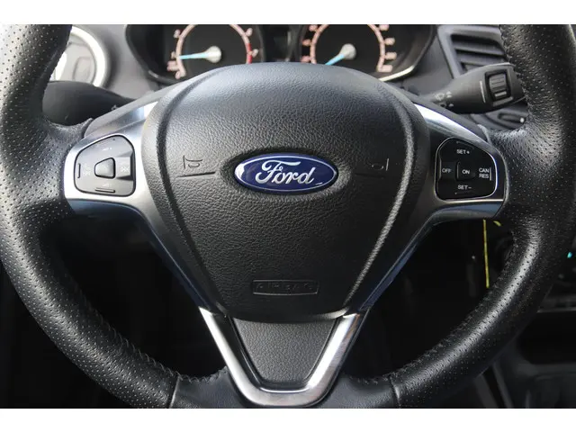 Ford Fiesta 1.0 ECOBOOST ST-LINE 125 PK 2016 Benzine 17
