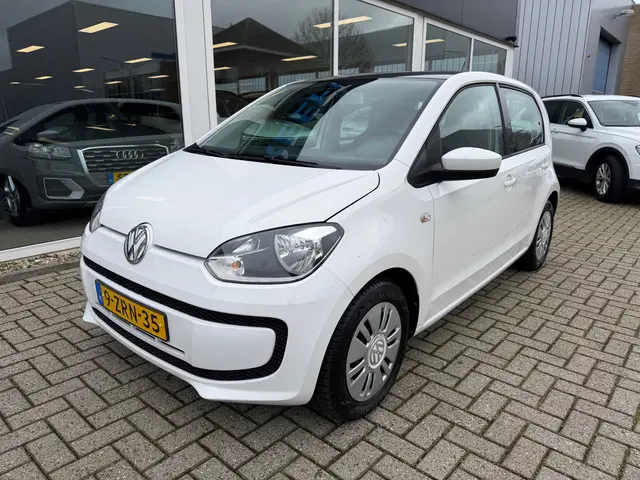 Volkswagen up! 3