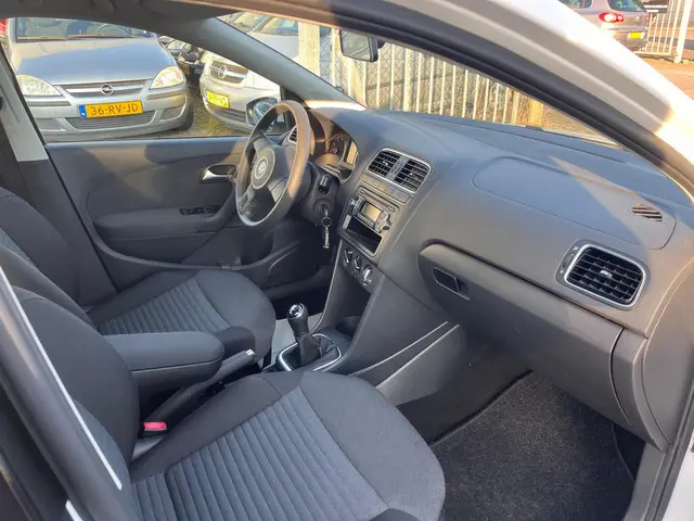 Volkswagen Polo 1.2 TSI BlueMotion Edition 2014 Benzine 11