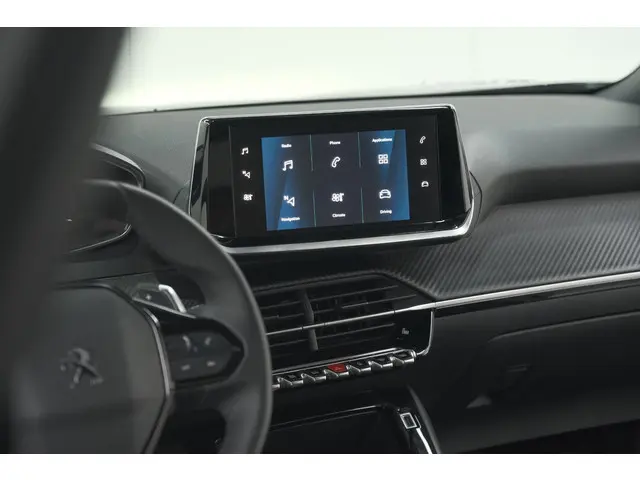 Peugeot 2008 PureTech 130 EAT8 GT 2024 Benzine 64