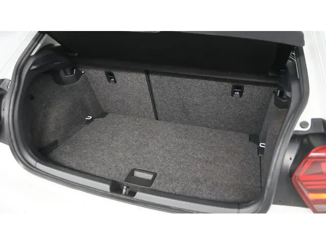 Volkswagen Polo 1.0 MPI 75pk Comfortline 2018 Benzine 37