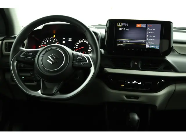 Suzuki Swift 1.2 Select Smart Hybrid 2025 Benzine 74