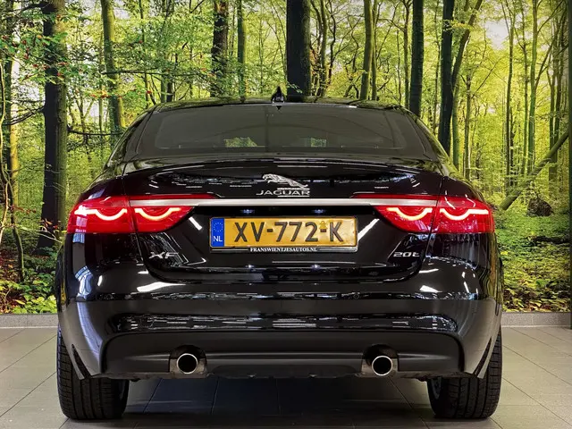 Jaguar XF 2.0 Prestige 2019 Benzine 6