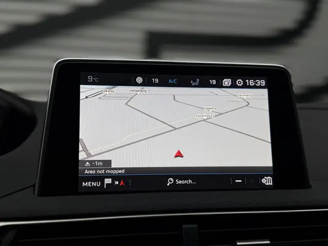 Peugeot 3008 1.2 PureTech Allure 2017 Benzine 14