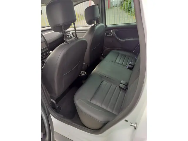 Dacia Duster 1.2 TCe 4x2 Prestige 2016 Benzine 14